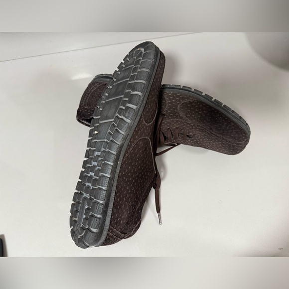 Prada Brown Suede Men's Shoes 12 - Picture 13 of 16